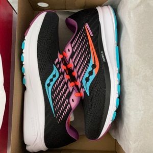 Women’s Saucony Ride 13 Future Black/Noir, Size 9